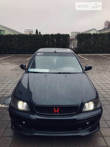 Honda Civic 1995  випуску Черкаси з двигуном 1.6 л бензин ліфтбек механіка за 3900 долл. 