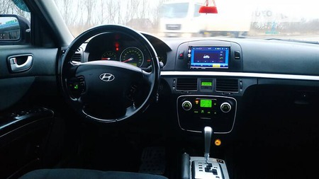Hyundai Sonata 2007  випуску Вінниця з двигуном 2 л  седан автомат за 5750 долл. 