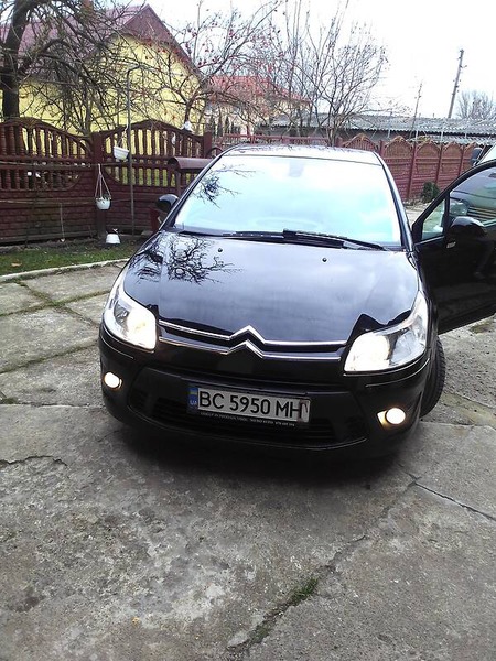 Citroen C4 2009  випуску Львів з двигуном 1.6 л бензин хэтчбек механіка за 6500 долл. 