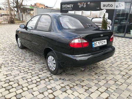 Daewoo Lanos 2008  випуску Івано-Франківськ з двигуном 1.5 л бензин седан механіка за 2850 долл. 