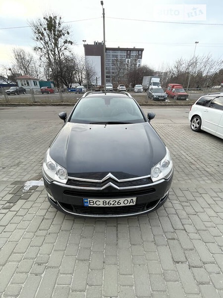 Citroen C5 2009  випуску Львів з двигуном 2 л дизель універсал автомат за 9000 долл. 