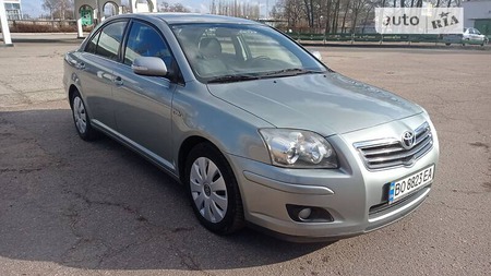 Toyota Avensis 2009  випуску Кропивницький з двигуном 2.2 л дизель седан механіка за 6400 долл. 