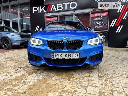 BMW 240 2016  випуску Львів з двигуном 3 л бензин купе автомат за 39900 долл. 