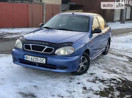 Daewoo Lanos 2007  випуску Київ з двигуном 1.5 л бензин седан механіка за 2200 долл. 