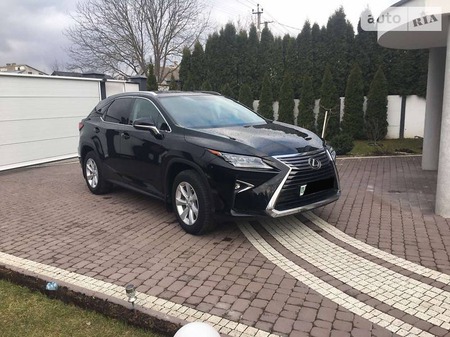 Lexus RX 200t 2017  випуску Львів з двигуном 2 л бензин позашляховик автомат за 39000 долл. 