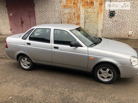 Lada 2170 2008  випуску Запоріжжя з двигуном 1.6 л бензин седан механіка за 4200 долл. 