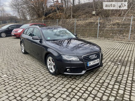 Audi A4 Limousine 2009  випуску Львів з двигуном 1.8 л бензин універсал автомат за 10300 долл. 