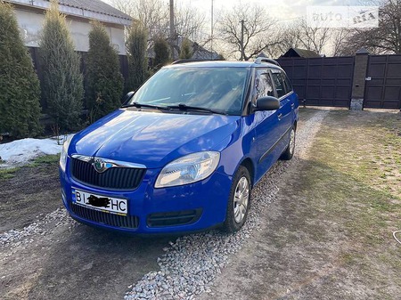 Skoda Fabia 2008  випуску Полтава з двигуном 1.2 л  універсал механіка за 5100 долл. 