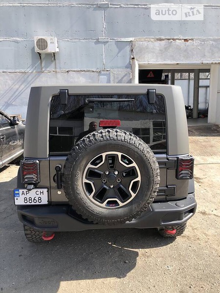 Jeep Wrangler 2016  випуску Запоріжжя з двигуном 3.6 л бензин позашляховик автомат за 36500 долл. 