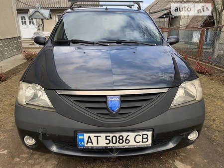 Dacia Logan 2007  випуску Івано-Франківськ з двигуном 1.4 л  седан механіка за 4400 долл. 