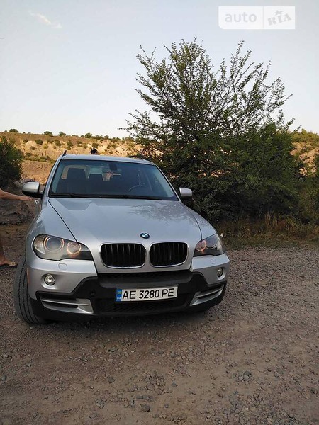 BMW X5 2007  випуску Миколаїв з двигуном 0 л бензин позашляховик автомат за 11700 долл. 