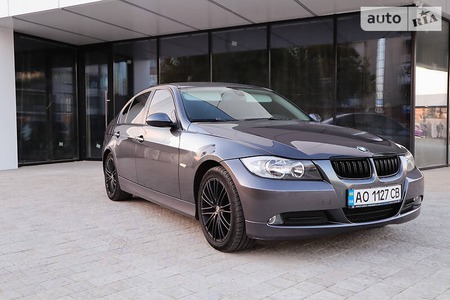 BMW 318 2008  випуску Ужгород з двигуном 2 л дизель седан механіка за 9400 долл. 