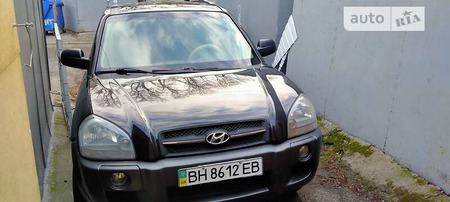 Hyundai Tucson 2005  випуску Одеса з двигуном 2 л бензин позашляховик автомат за 7000 долл. 