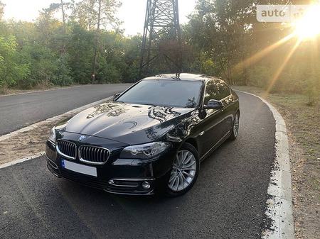 BMW 528 2013  випуску Запоріжжя з двигуном 2 л бензин седан автомат за 28600 долл. 