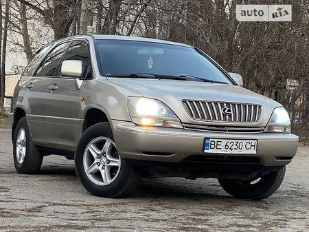 Lexus RX 300 1998  випуску Одеса з двигуном 3 л  позашляховик автомат за 6300 долл. 