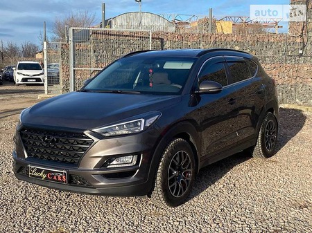 Hyundai Tucson 2018  випуску Одеса з двигуном 2 л бензин позашляховик автомат за 23500 долл. 