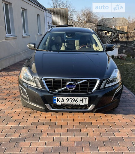 Volvo XC60 2012  випуску Черкаси з двигуном 2.4 л дизель позашляховик автомат за 19500 долл. 