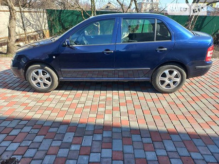 Skoda Fabia 2005  випуску Полтава з двигуном 1.4 л бензин седан механіка за 5000 долл. 