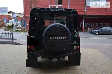 Land Rover Defender 2014  випуску Львів з двигуном 2.2 л дизель позашляховик механіка за 44900 долл. 