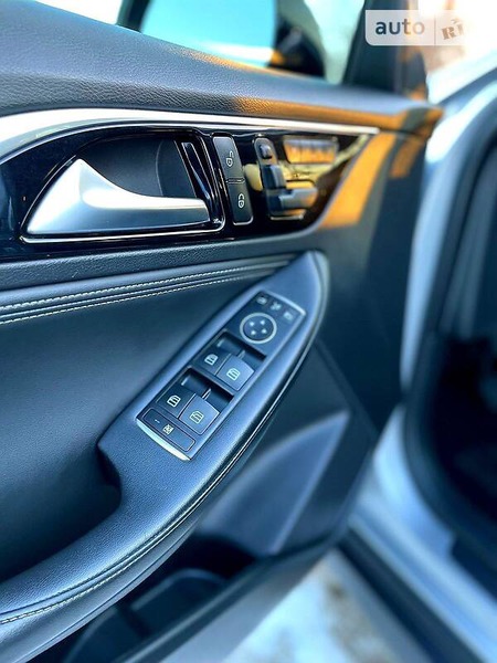 Infiniti QX30 2017  випуску Тернопіль з двигуном 2 л бензин позашляховик автомат за 24900 долл. 