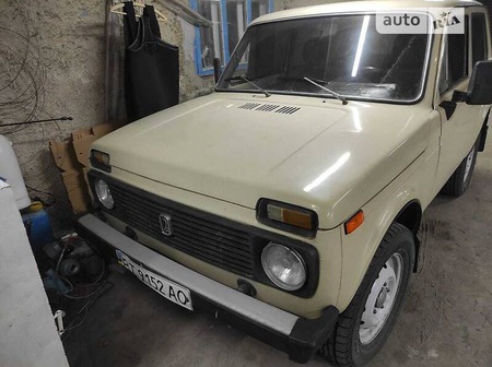 Lada 2121 1986  випуску Херсон з двигуном 1.6 л бензин позашляховик механіка за 2000 долл. 