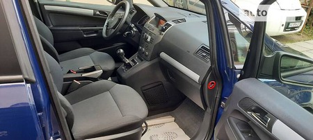 Opel Zafira Tourer 2007  випуску Ужгород з двигуном 0 л бензин мінівен механіка за 5900 долл. 