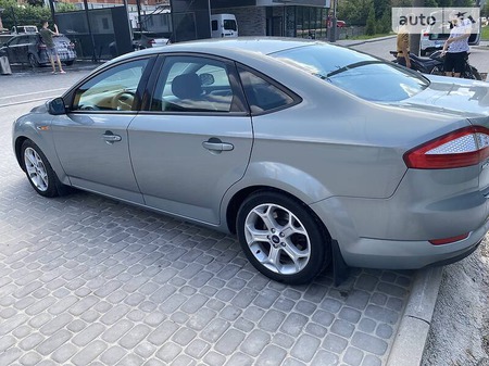 Ford Mondeo 2007  випуску Львів з двигуном 2 л бензин седан механіка за 6700 долл. 