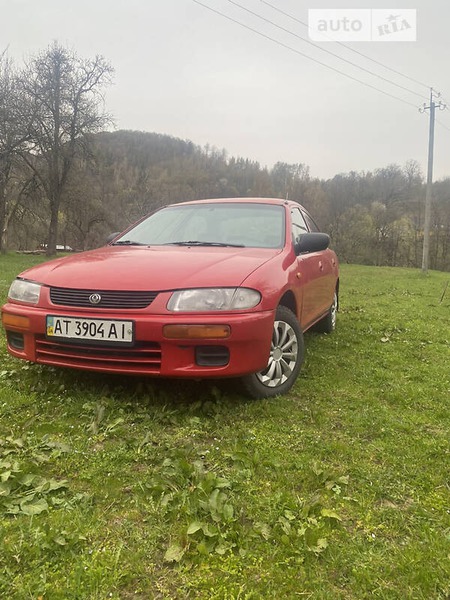 Mazda 323 1994  випуску Івано-Франківськ з двигуном 1.5 л бензин седан механіка за 2300 долл. 