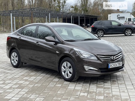 Hyundai Accent 2016  випуску Луцьк з двигуном 1.4 л бензин седан автомат за 8700 долл. 