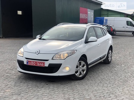 Renault Megane 2011  випуску Тернопіль з двигуном 1.5 л дизель універсал автомат за 6300 долл. 