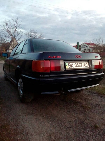 Audi 80 1991  випуску Рівне з двигуном 2 л газ седан механіка за 2200 долл. 