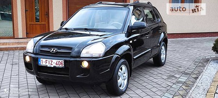 Hyundai Tucson 2008  випуску Івано-Франківськ з двигуном 2 л  позашляховик механіка за 7900 долл. 