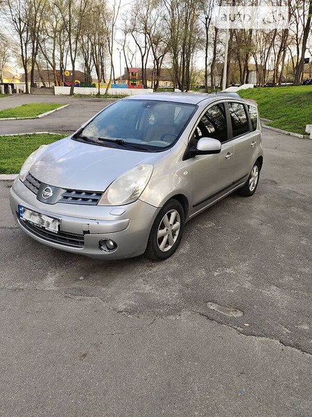 Nissan Note 2010  випуску Дніпро з двигуном 0 л бензин універсал автомат за 4400 долл. 