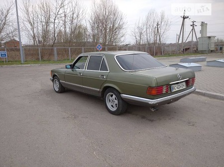 Mercedes-Benz S 300 1980  випуску Львів з двигуном 3 л дизель седан автомат за 3000 долл. 