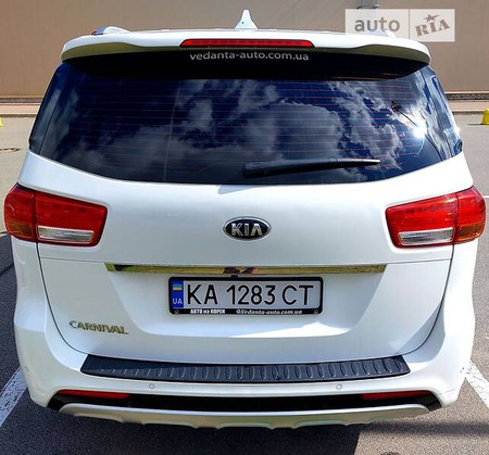 KIA Carnival 2016  випуску Київ з двигуном 2.2 л дизель мінівен автомат за 20000 долл. 