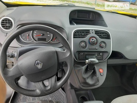 Renault Kangoo 2017  випуску Тернопіль з двигуном 0 л бензин  автомат за 6490 долл. 