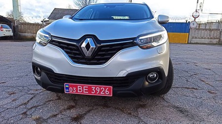 Renault Kadjar 2017  випуску Полтава з двигуном 0 л дизель позашляховик механіка за 17800 долл. 