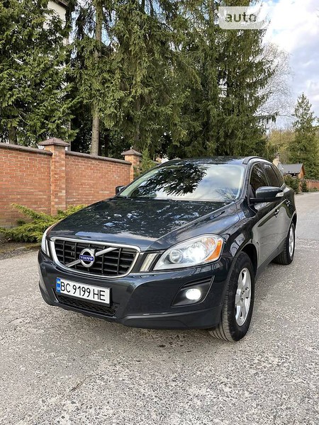 Volvo XC60 2009  випуску Львів з двигуном 2.4 л дизель позашляховик автомат за 15300 долл. 