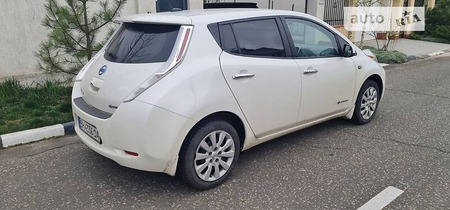 Nissan Leaf 2014  випуску Одеса з двигуном 0 л електро хэтчбек автомат за 9000 долл. 