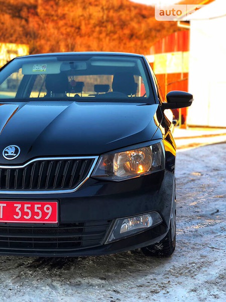 Skoda Fabia 2015  випуску Ужгород з двигуном 1.4 л дизель хэтчбек механіка за 7900 долл. 