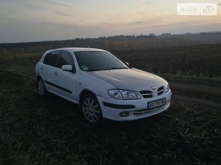 Nissan Almera 2002  випуску Харків з двигуном 1.8 л бензин хэтчбек автомат за 3000 долл. 