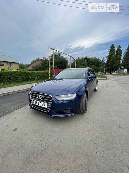 Audi A4 Limousine 2013  випуску Івано-Франківськ з двигуном 2 л дизель універсал механіка за 5900 долл. 