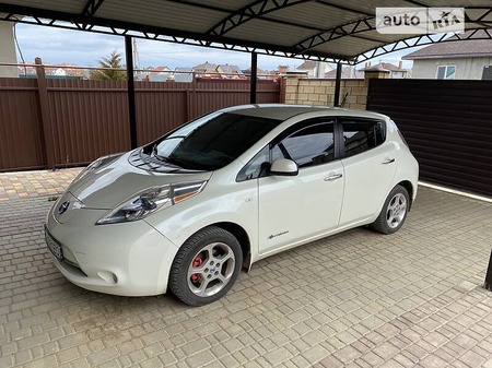 Nissan Leaf 2012  випуску Одеса з двигуном 0 л електро універсал автомат за 7300 долл. 