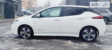 Nissan Leaf 2020  випуску Тернопіль з двигуном 0 л електро хэтчбек автомат за 27500 долл. 