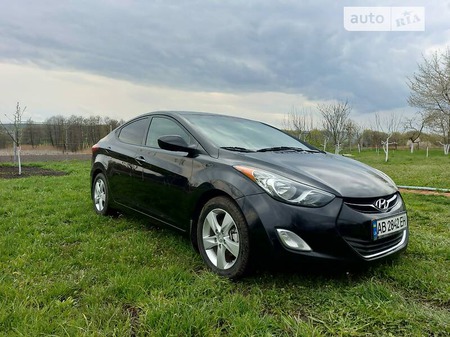 Hyundai Elantra 2013  випуску Вінниця з двигуном 0 л бензин седан автомат за 8500 долл. 