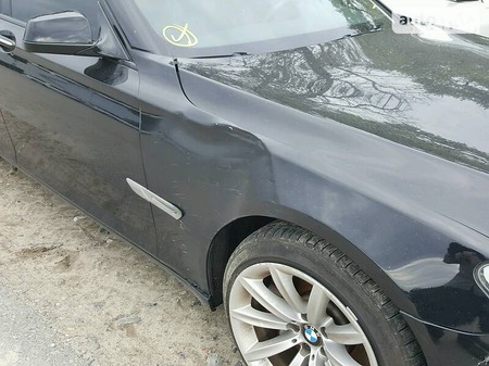 BMW 750 2012  випуску Київ з двигуном 0 л бензин седан автомат за 7100 долл. 