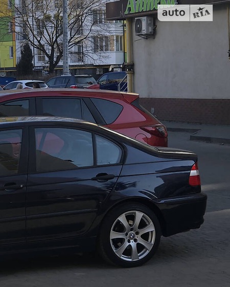 BMW 3 Series 2004  випуску Івано-Франківськ з двигуном 0 л бензин седан механіка за 6100 долл. 