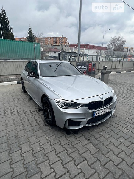 BMW 328 2013  випуску Тернопіль з двигуном 2 л бензин седан автомат за 13000 долл. 