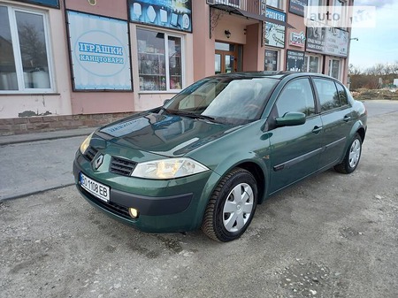 Renault Megane 2004  випуску Тернопіль з двигуном 0 л бензин седан механіка за 4299 долл. 