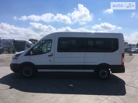 Ford Transit 2016  випуску Миколаїв з двигуном 3.7 л  мінівен автомат за 16500 долл. 